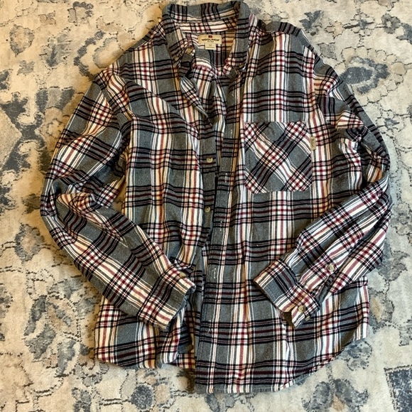 Woolrich plaid button down tshirt - Picture 1 of 4